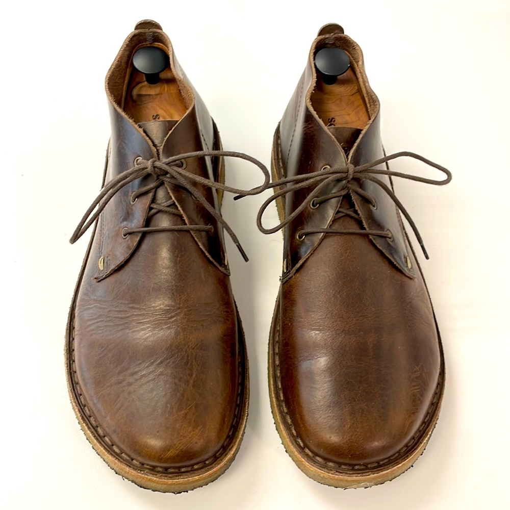 Astorflex Brown Leather Chukka Boots: Size 10.